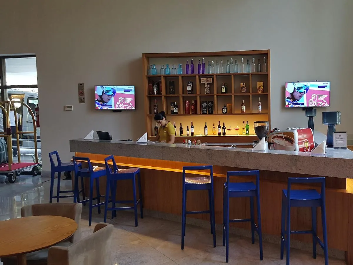 Excelente Flat Em Boa Viagem 2 Quartos Beach Class Ideal Para Familia Ou Viagens De Negocio Nob1804 Recife Apartment
